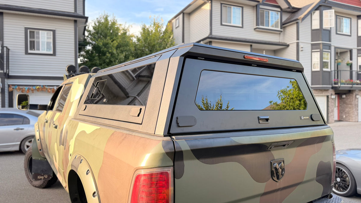 Auvent de camion en aluminium – RAM 1500 6,4 pi (2019+)