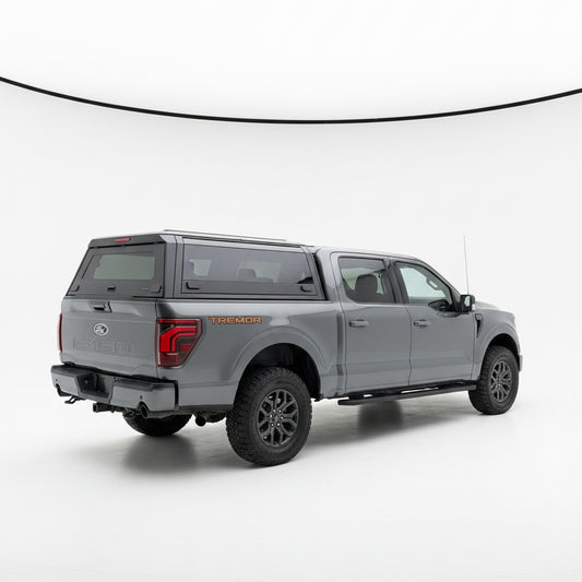 Canopy en aluminium pour camion – Ford F-150 5,5 pi / RAM 1500 5,7 pi (2019+)